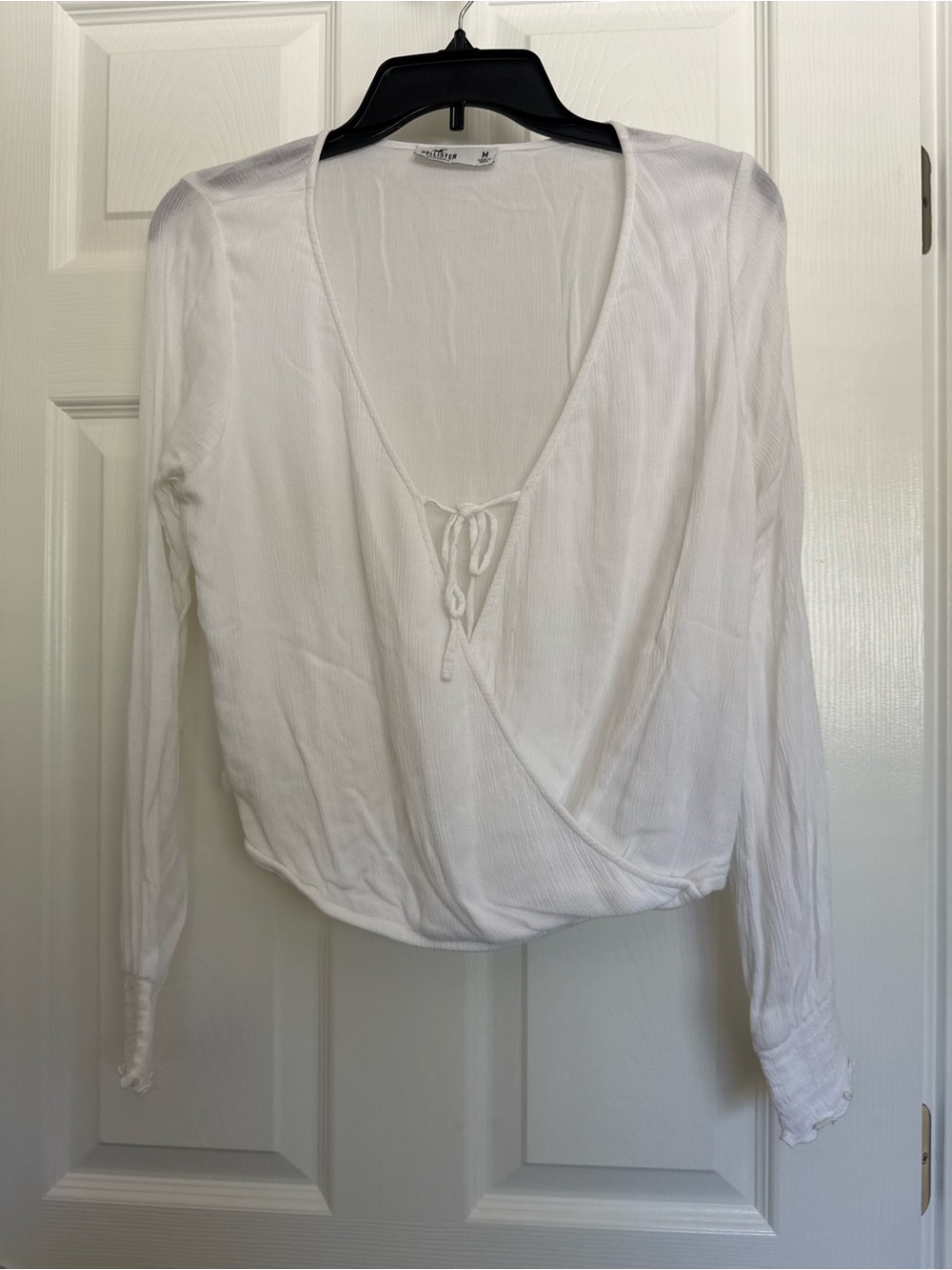 Hollister White Long-Sleeve Wrap Tie Blouse